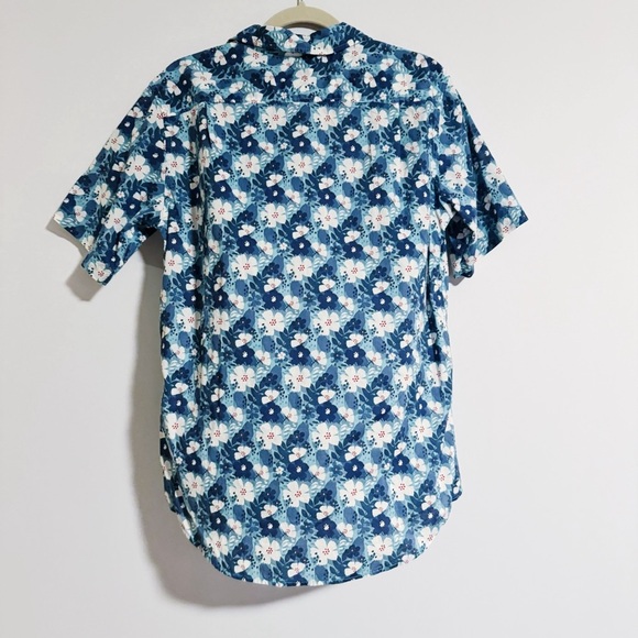 Ezekiel - Blue and White Floral Print Short Sleeve Button Down Shirt - Picture 4 of 4